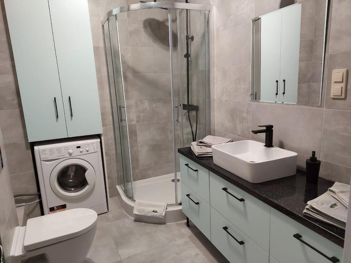 Apartamenty Z Tarasami "Mietowy Spokoj 15" "Romantyczna Szarosc 16" "Niebieska Elegancja 17" Maksymalnie Dla 6 Osob Pobierowo Exteriör bild