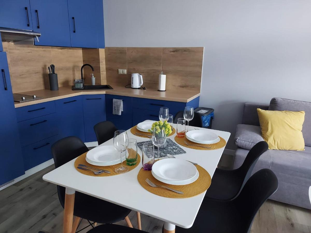 Apartamenty Z Tarasami "Mietowy Spokoj 15" "Romantyczna Szarosc 16" "Niebieska Elegancja 17" Maksymalnie Dla 6 Osob Pobierowo Exteriör bild