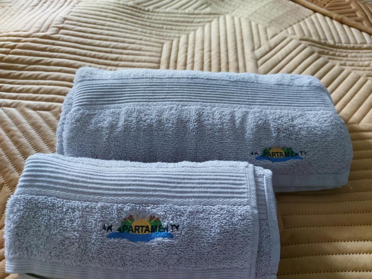 Apartamenty Z Tarasami "Mietowy Spokoj 15" "Romantyczna Szarosc 16" "Niebieska Elegancja 17" Maksymalnie Dla 6 Osob Pobierowo Exteriör bild