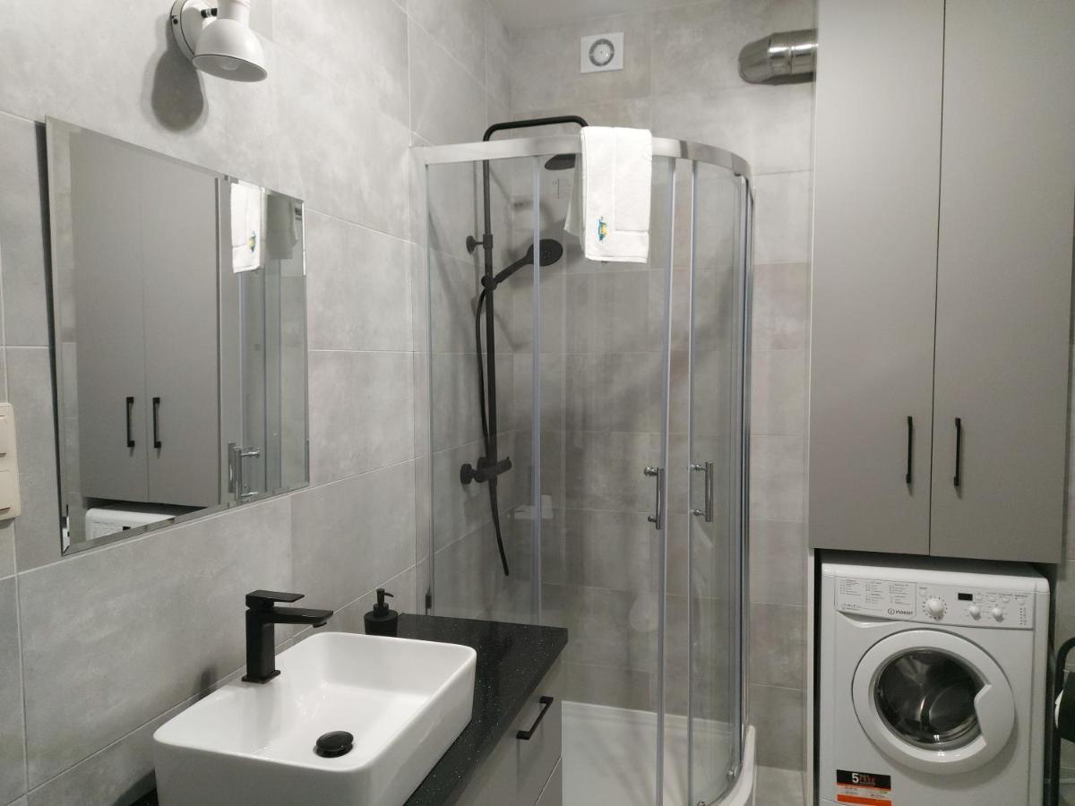 Apartamenty Z Tarasami "Mietowy Spokoj 15" "Romantyczna Szarosc 16" "Niebieska Elegancja 17" Maksymalnie Dla 6 Osob Pobierowo Exteriör bild