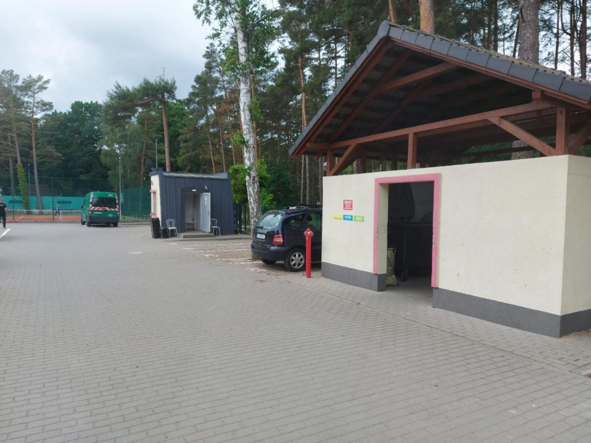 Apartamenty Z Tarasami "Mietowy Spokoj 15" "Romantyczna Szarosc 16" "Niebieska Elegancja 17" Maksymalnie Dla 6 Osob Pobierowo Exteriör bild